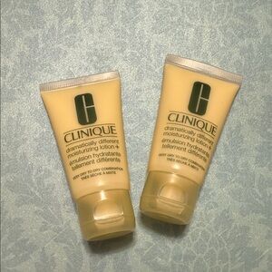 Clinique Dramatically Different Moisturizing Lotion+ - Yellow Tubes